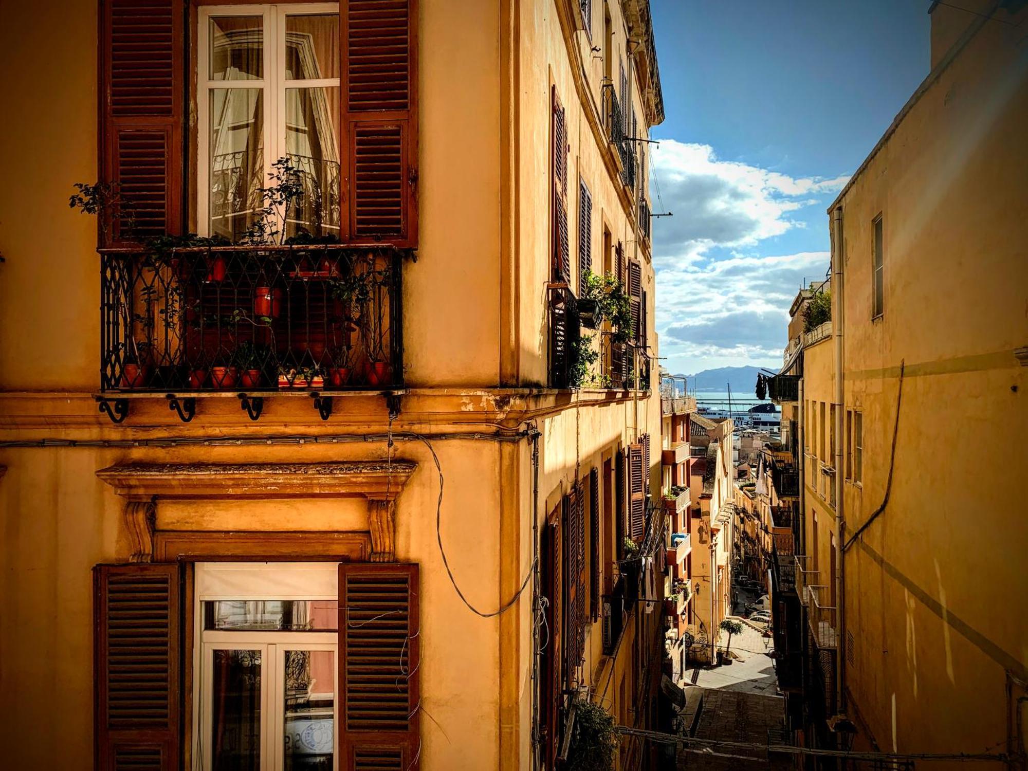 Panorama Di Mare Suite Via Cima Cagliari Centro Exterior foto